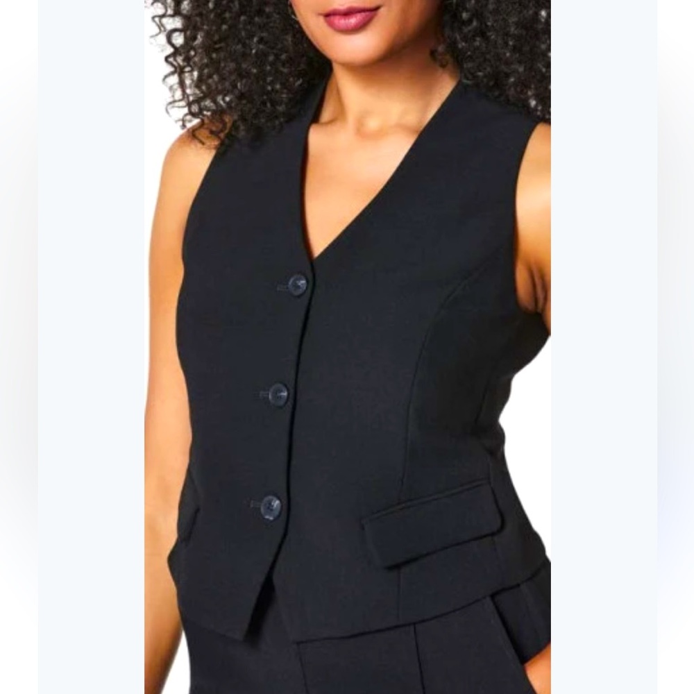 SPANX Carefree Crepe Vest in Black, Size S, NWOT Never Worn!